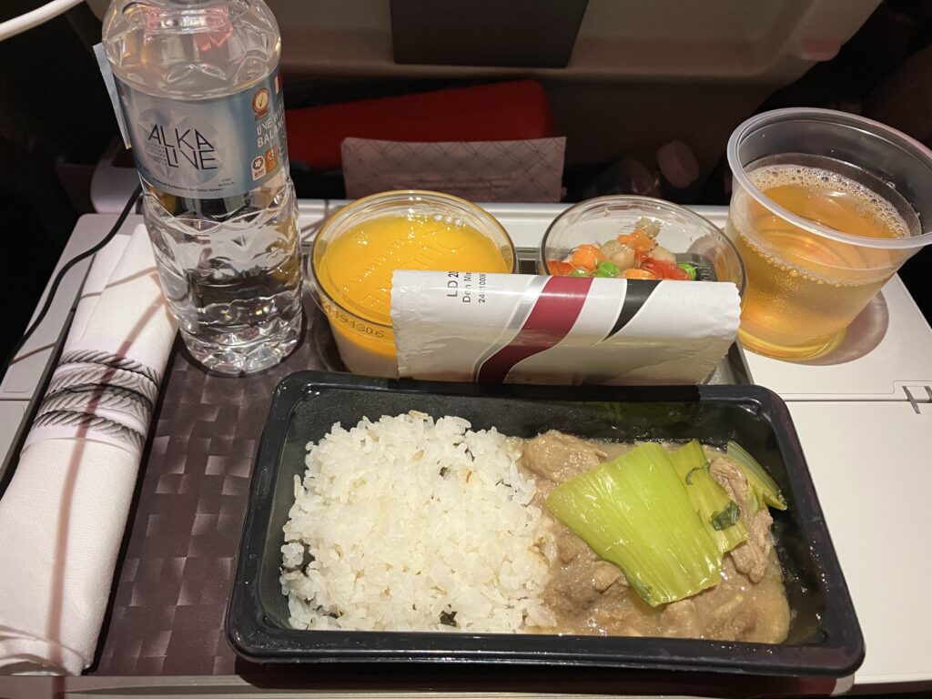 機内食ドーハ⇒羽田の夕食