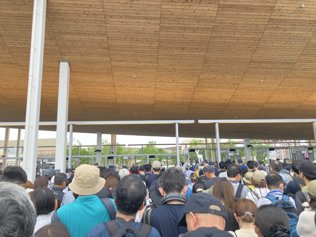 東ゲート