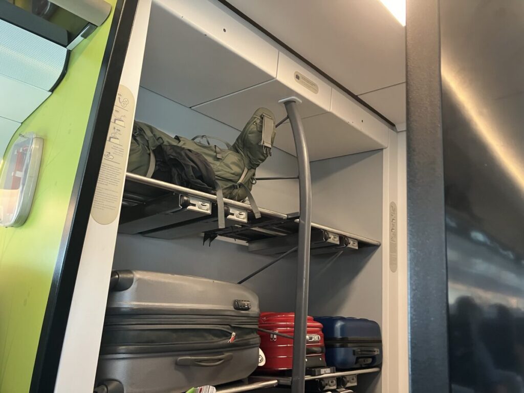 荷物スペース