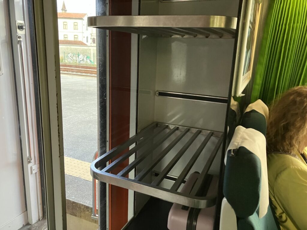 荷物スペース
