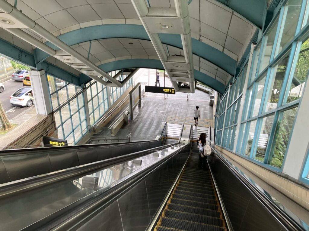 エスカレーター