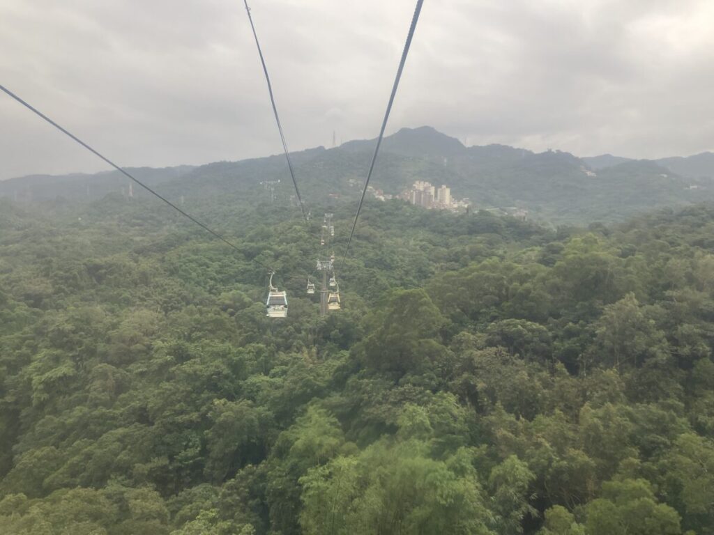 ロープウェイの景色