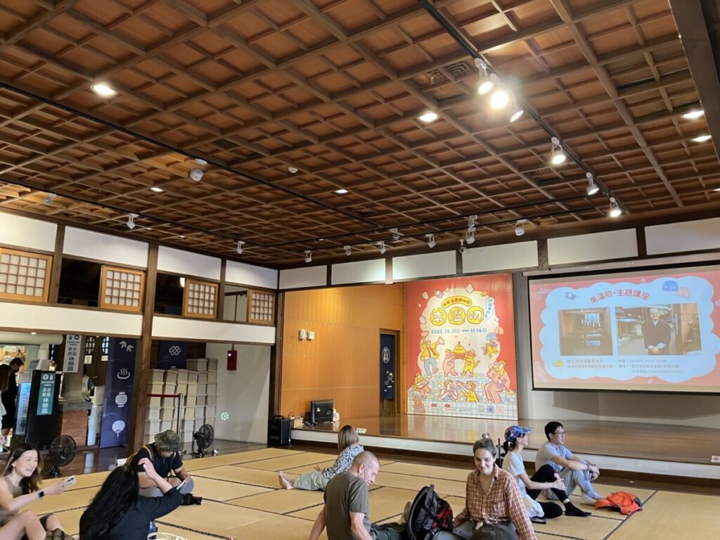 広間
