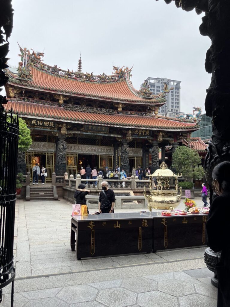 龍山寺