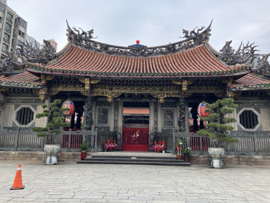 龍山寺